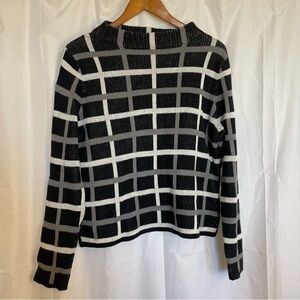 OLD NAVY Women’s Black Gray White Square Stripe Plaid Sweater Size Large